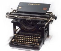 Пишущая машинка »Ремингтон»
