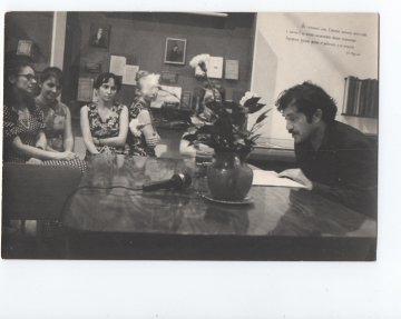 На вечере В. Аксёнова на Петровке. Н. Марченко в центре